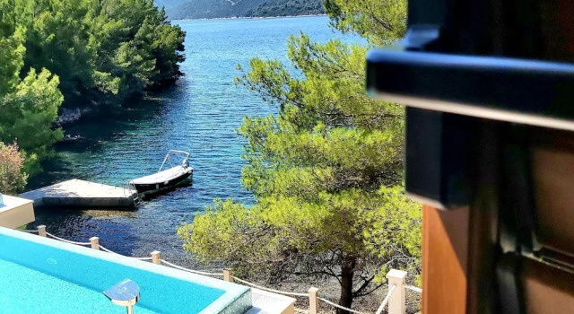 Вилла Beachfront Villa Brulupes