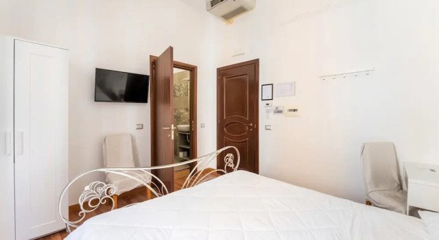 Rooms Piramide