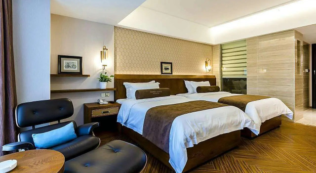 James Joyce Coffetel Chengdu Century City Convention and Exhibition Center, Boek Hotel Hotels in Chengdu met parkeren, Parkeren