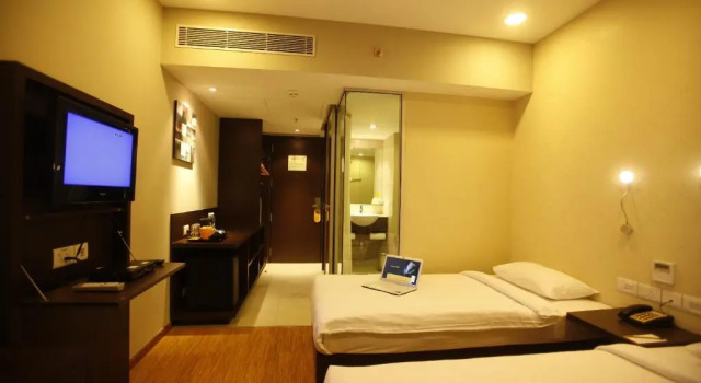 Номер Standard Keys Prima by Lemon Tree Hotels, Whitefield, Bengaluru