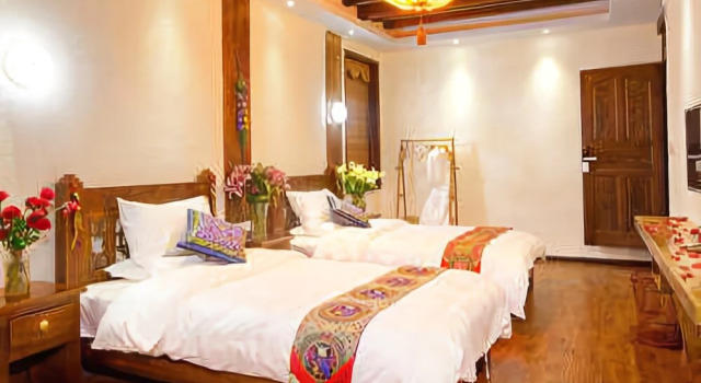 Sanyuetian Inn, Prenota Hotel Hotel a Lijiang con piscina, Piscina