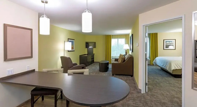 Двухместный люкс c 1 комнатой Candlewood Suites DTWN Medical Center