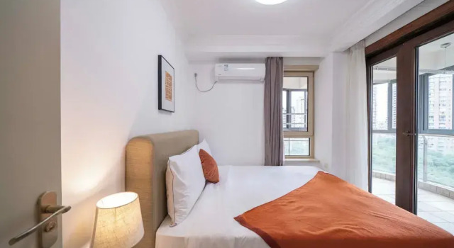 Tyms Modern 1BR APT  Garden, Varaa Bed and Breakfast Shanghai Shanghai