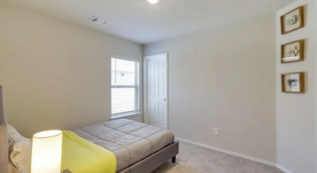 Коттедж Brand New Spring Home < 1 Mi to Old Town!