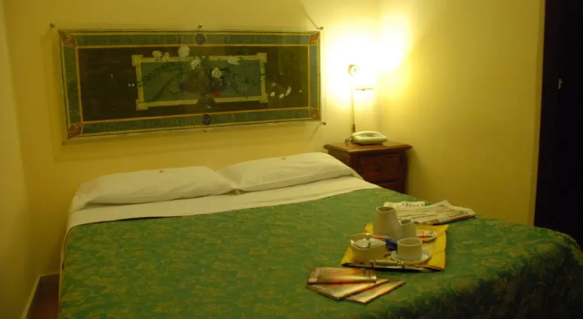 Двухместный номер Economy с балконом Hotel del Centro