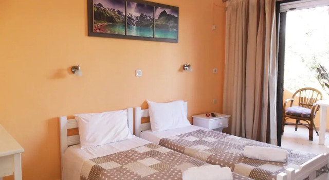 Студия с балконом Marilena Apartments & Studios