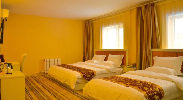 Wuyue Holiday Hotel, Book Hotel Hoteller i Inner Mongolia med parkering, Parkering
