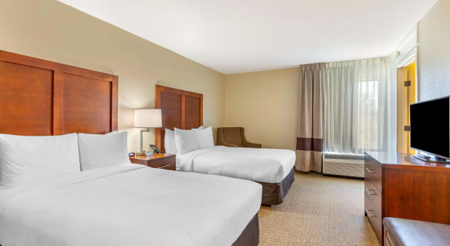 Четырёхместный люкс Comfort Inn Quantico