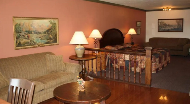 Семейный люкс Outback Roadhouse Motel & Suites Branson