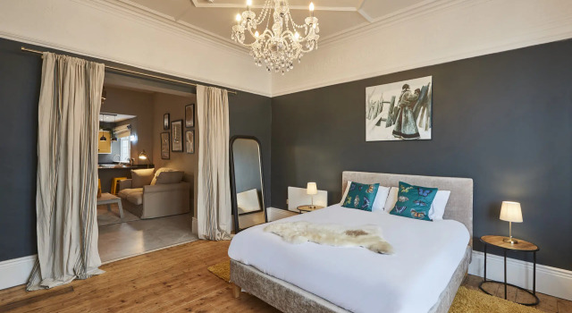 Host Stay Northville Arrifana