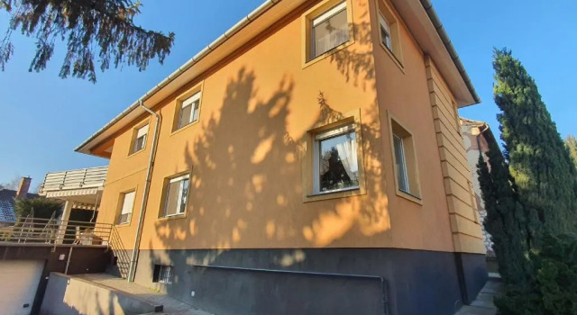 Апартаменты Adel Apartman