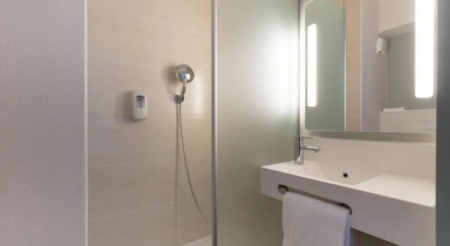 Номер Standard B&B HOTEL Marseille La Valentine St Menet