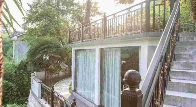 Yunwai Guesthouse, Prenota Hotel Huzhou Zhejiang