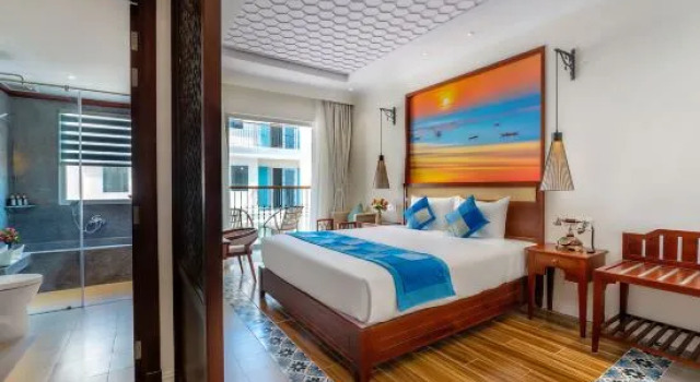Номер Deluxe с видом на окрестности Amina Lantana Hoi An Hotel & Spa