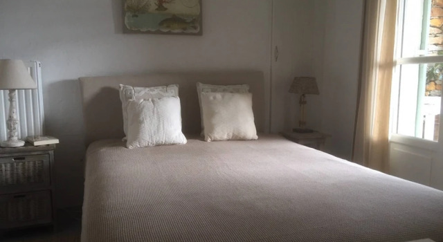 Вилла с 3 комнатами с балконом The Hill Top Cottage House In Kea