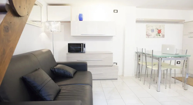 Venezia lovely rooms, Забронировать Отель Венеция Венето, рядом с Театр Россини