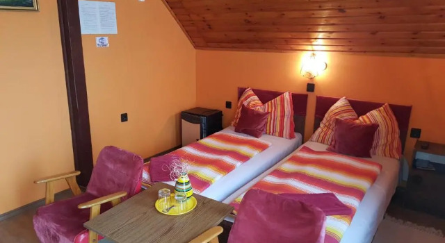 Rzsa Panzi, Rezervovat Hotel Balatonfüred 