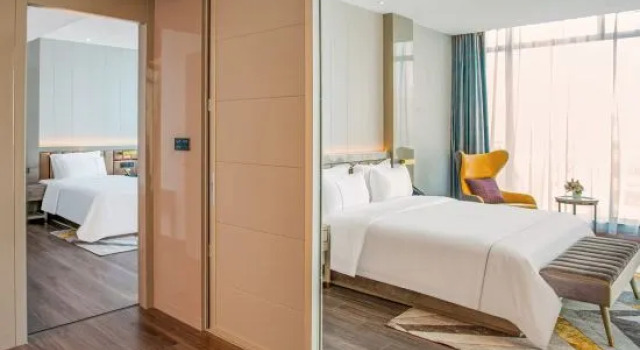 Люкс с панорамным видом Tomeet Hotel