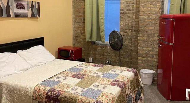 Hotel BnB-2, Varaa Hotelli Chicago 