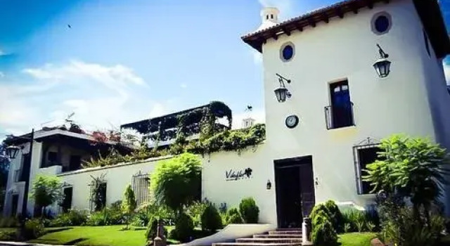 Vilaflor, Book Hotel Hotels in Zacatepeques with Parking, Parking