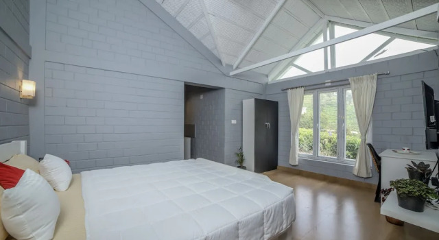 Hillcroft Bungalow