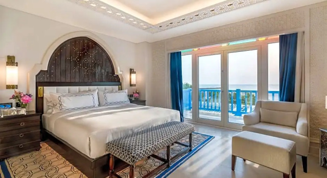 Люкс с 2 комнатами с видом на море Hilton Salwa Beach Resort and Villas