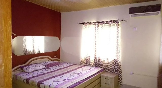 Апартаменты Comfort Ronna apartments at Lakeside Estates