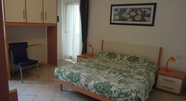 Villaggio Nettuno, Забронировать Отель Отели Бибионе-Пинеда с парковкой, рядом с Долина Вальгранде, Парковка