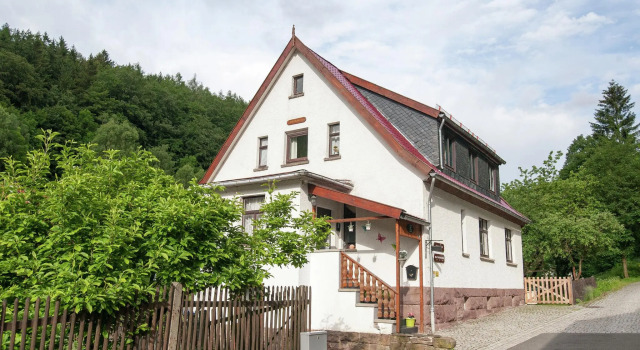 Spacious Holiday Home in Unterschönau near Forest