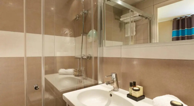 Одноместный номер Standard Beaugrenelle St-Charles Tour Eiffel