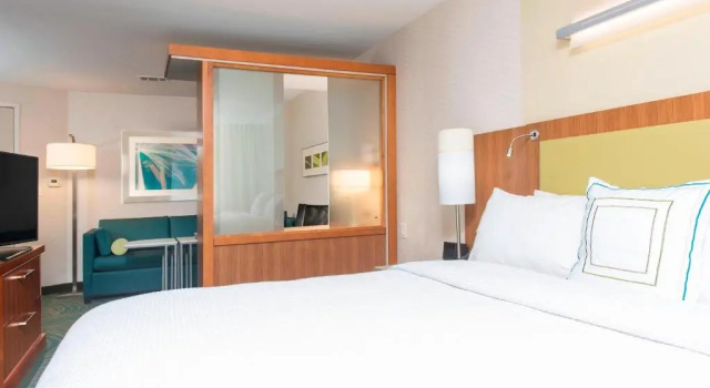 Люкс Springhill Suites Houston Sugar Land