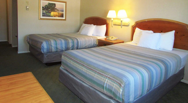 Magnuson Grand Pioneer Inn and Suites, Book Hotel Hoteller i Escanaba med pool, Swimmingpool