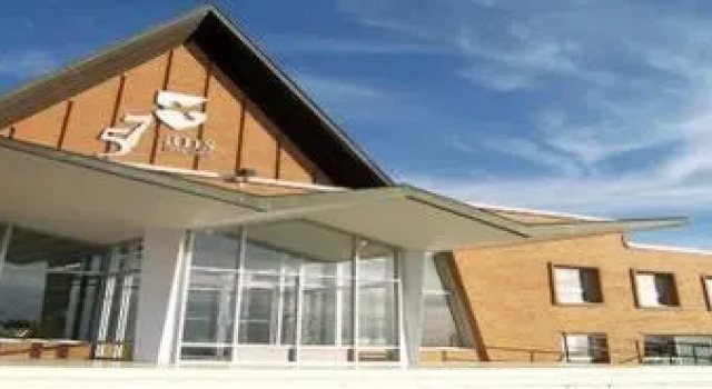 Séminaire Marie-Reine-du-Clergé, Rezervovat Hotel  