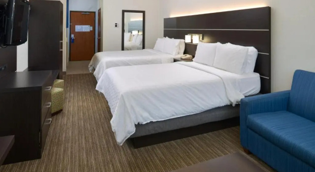 Люкс Holiday Inn Express Madera by IHG