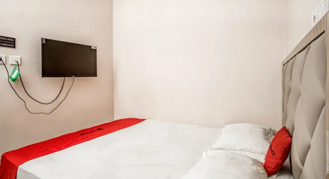 RedDoorz near Taman Bekapai 3 Balikpapan, Book Hotel Balikpapan 