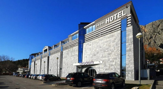 Hotel Diadem