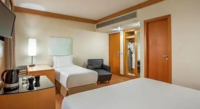 Трёхместный номер Premium São Paulo Tatuapé, Affiliated by Meliá