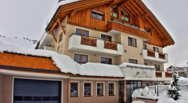 Alpinapart Bacher, Rezerwuj Hotel Hotele w Tyrol z parkingiem, Parking