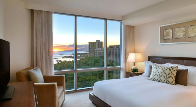 Ka Laʻi Waikiki Beach, LXR Hotels & Resorts, Забронировать Отель Отели Гонолулу 5 звезд, рядом с Royal Hawaiian Theater Legends in Concert Waikiki, 5*