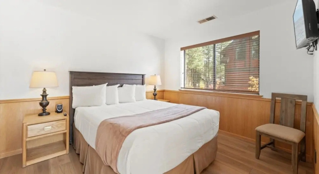 Номер Standard с 2 комнатами с красивым видом из окна Tahoe Edgelake Beach Club by Coolvacay