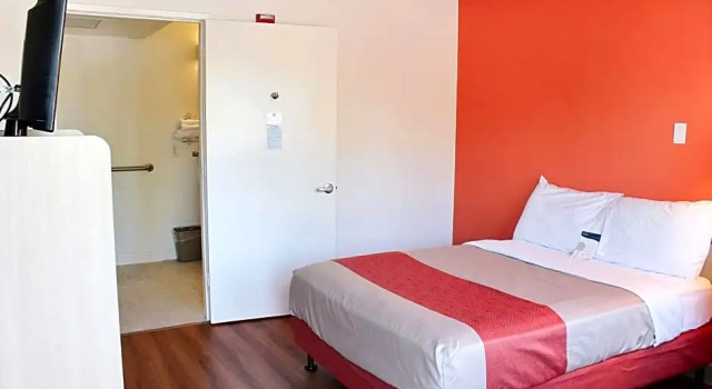 Номер Standard Motel 6-Atascadero, CA