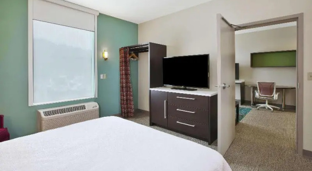 Одноместный номер Standard Home2 Suites By Hilton Holland