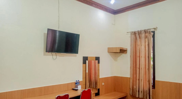Homestay Akik Hijau Near Panakkukang, Book Hotel Hotels in Sulawesi with Parking, Parking