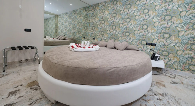 Люкс Luxury Hotel Manuela