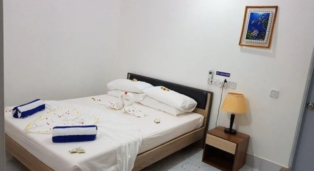 Mandhoo Retreat