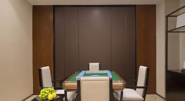 Люкс с красивым видом из окна Minshan Sun Tribe Hotel