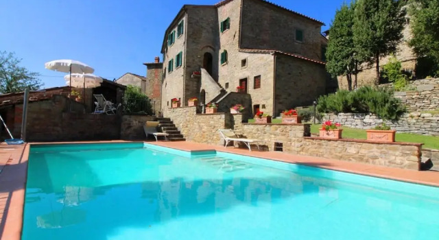 Коттедж Villa in Tuscany With Pool and Valley Views