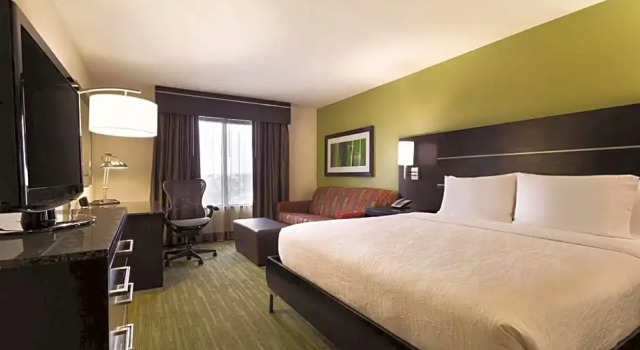 Номер Premium Hilton Garden Inn Houston Northwest