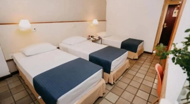 Трёхместный номер Standard с частичным видом на море Pajuçara Praia Hotel