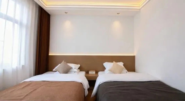Люкс Yixi Story · Golden Snow Panorama | YL Sunrise Snow Mountain Resort